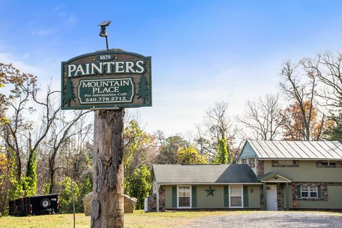 A home in LURAY