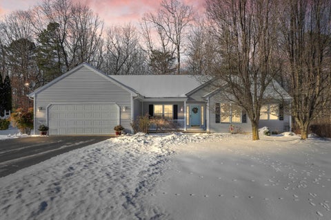 Photo for 125 RUTHERFORD LN