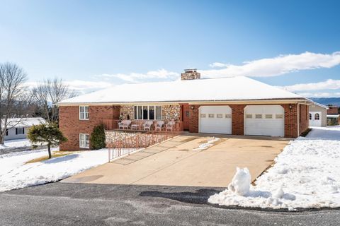 A home in ELKTON