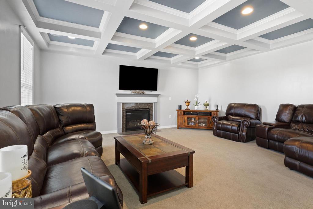 Spotsylvania, Virginia 22553, United States, 4 Bedrooms Bedrooms, ,4 BathroomsBathrooms,Residential,Pending,32669