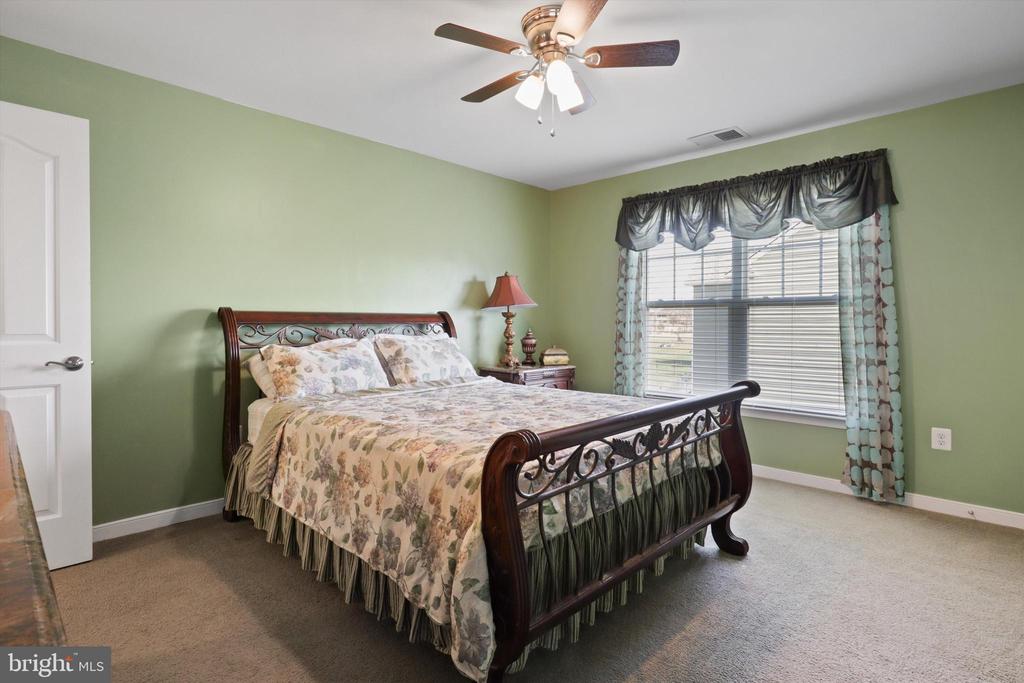 Spotsylvania, Virginia 22553, United States, 4 Bedrooms Bedrooms, ,4 BathroomsBathrooms,Residential,Pending,32669