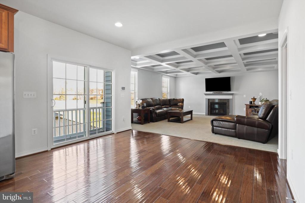 Spotsylvania, Virginia 22553, United States, 4 Bedrooms Bedrooms, ,4 BathroomsBathrooms,Residential,Pending,32669