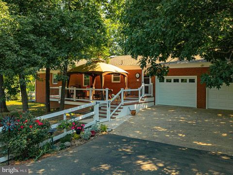 A home in WARRENTON