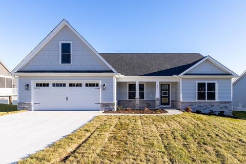 A home in WAYNESBORO