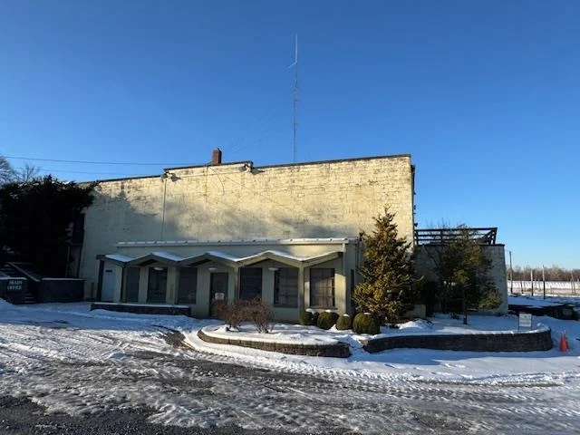 2591 Lyndhurst Rd