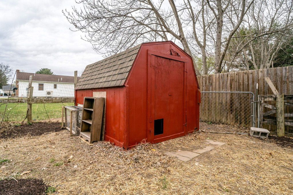 listing image 26