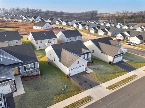 A home in ROCKINGHAM