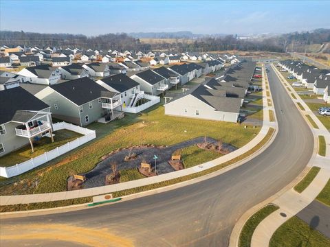 A home in ROCKINGHAM