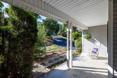 A home in PENN LAIRD