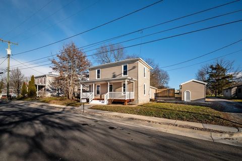 A home in BROADWAY