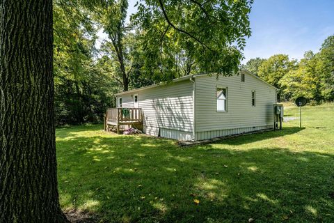 A home in MOUNT SOLON