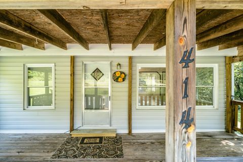 A home in MOUNT SOLON