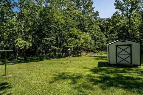 A home in MOUNT SOLON