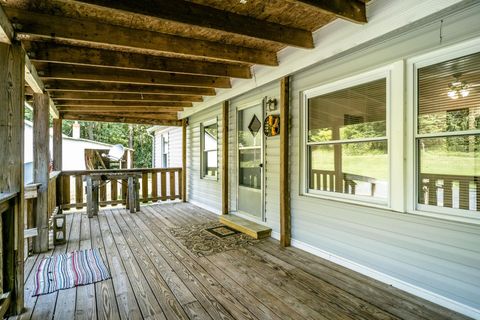 A home in MOUNT SOLON