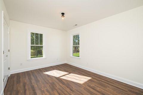 A home in WAYNESBORO