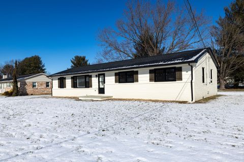 A home in GROTTOES