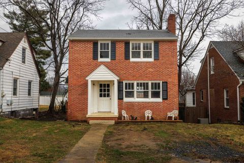 A home in WAYNESBORO