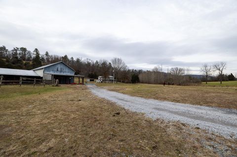 A home in BROADWAY