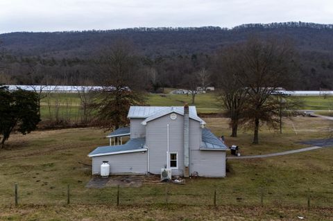 A home in BROADWAY