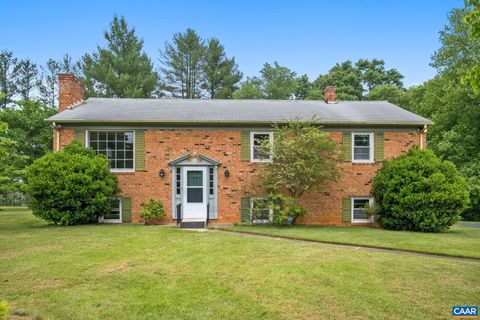 Photo of 3590 Pinewood Dr, Keswick, VA 22947 (MLS # 660478)