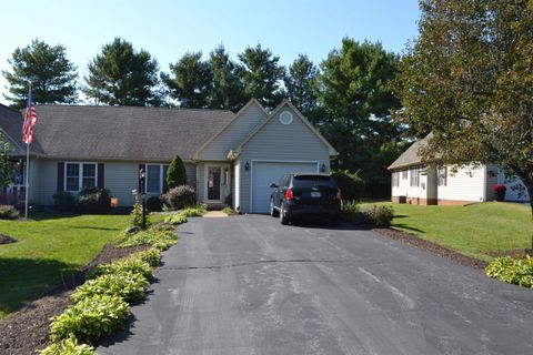 A home in WAYNESBORO