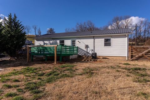 A home in TIMBERVILLE