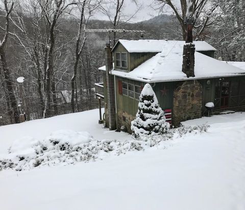 A home in HINTON