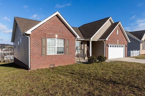 A home in ROCKINGHAM