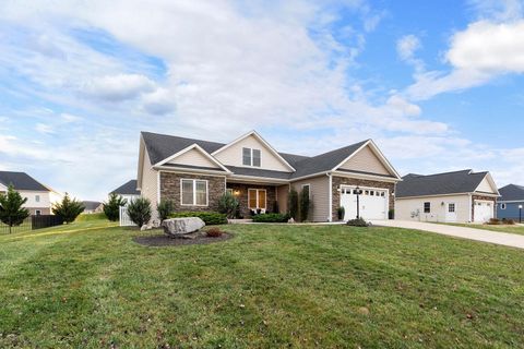 A home in WAYNESBORO