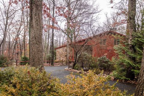 A home in MCGAHEYSVILLE