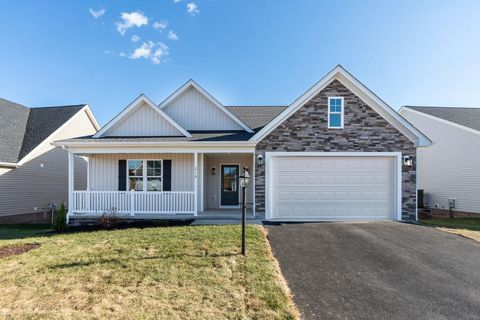 A home in WAYNESBORO