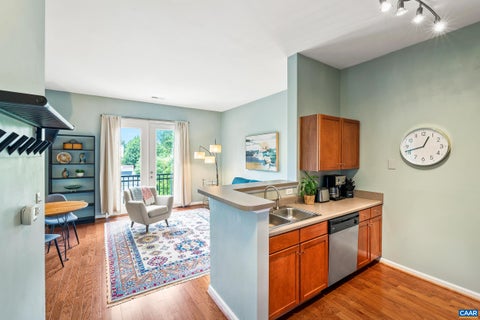 Photo for 770 WALKER SQ 4A