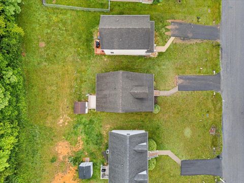 A home in STAUNTON