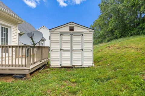 A home in STAUNTON