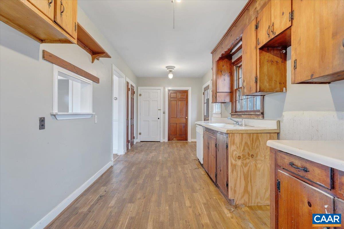 Esmont, Virginia 22937, United States, 4 Bedrooms Bedrooms, ,4 BathroomsBathrooms,Residential,Active,10452