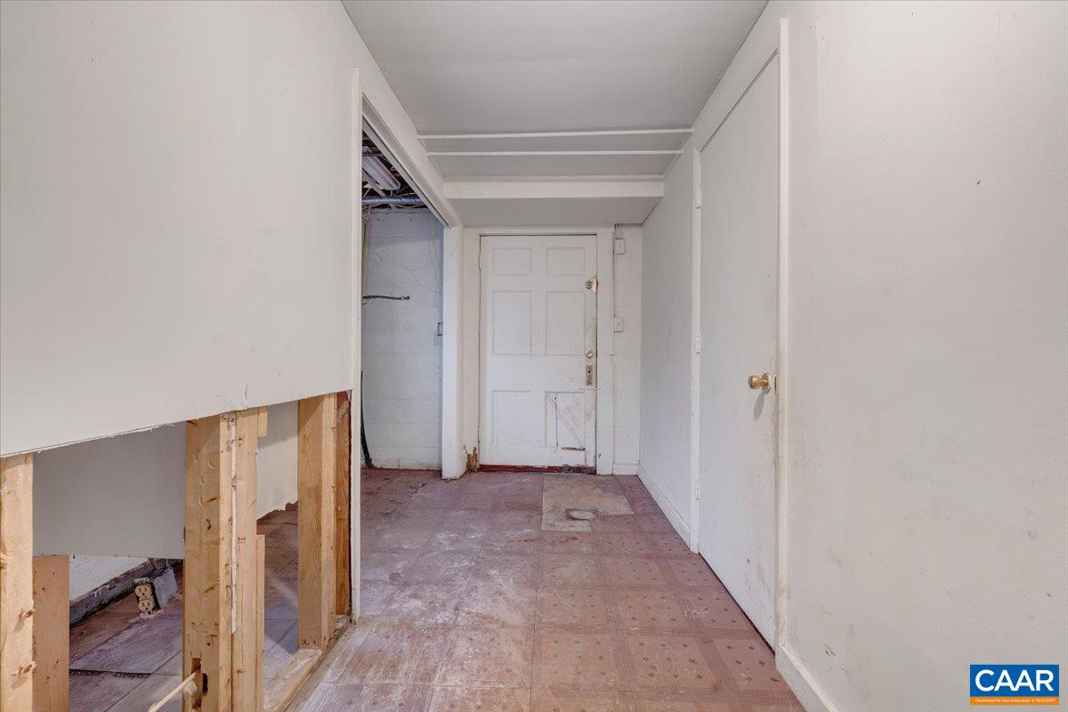 Esmont, Virginia 22937, United States, 4 Bedrooms Bedrooms, ,4 BathroomsBathrooms,Residential,Active,10452