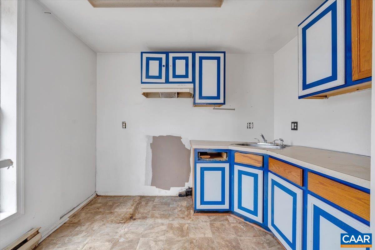 Esmont, Virginia 22937, United States, 4 Bedrooms Bedrooms, ,4 BathroomsBathrooms,Residential,Active,10452