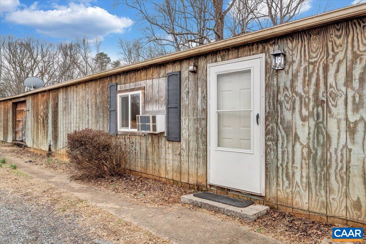 Esmont, Virginia 22937, United States, 4 Bedrooms Bedrooms, ,4 BathroomsBathrooms,Residential,Active,10452