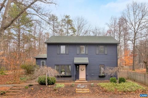 Photo of 3908 Stony Point Rd, Keswick, VA 22947 (MLS # 639067)