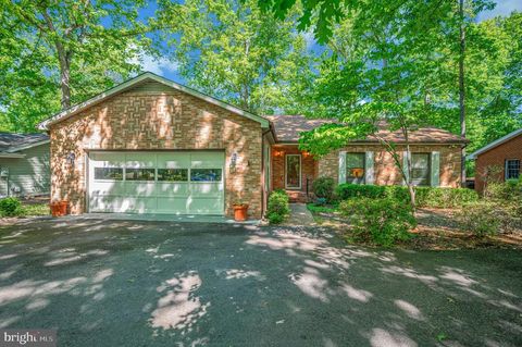 109 FAIRWAY DR Locust Grove VA 22508