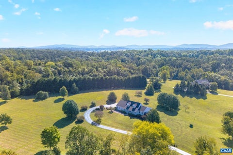Photo for 100 GRAEMONT LN
