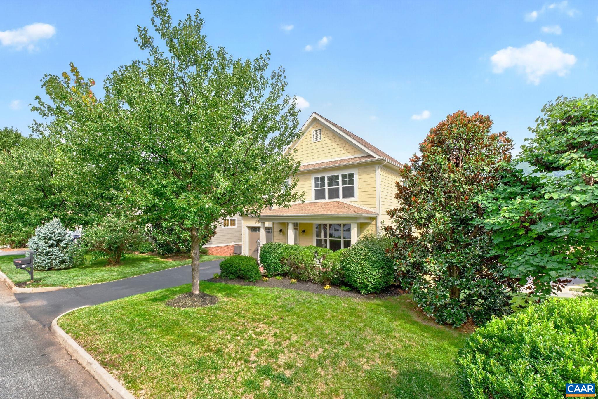 1130 ARDEN DR