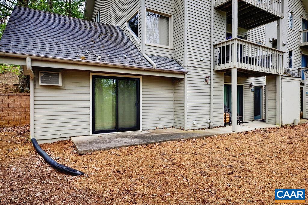 2231 TANNERS RIDGE CONDOS
