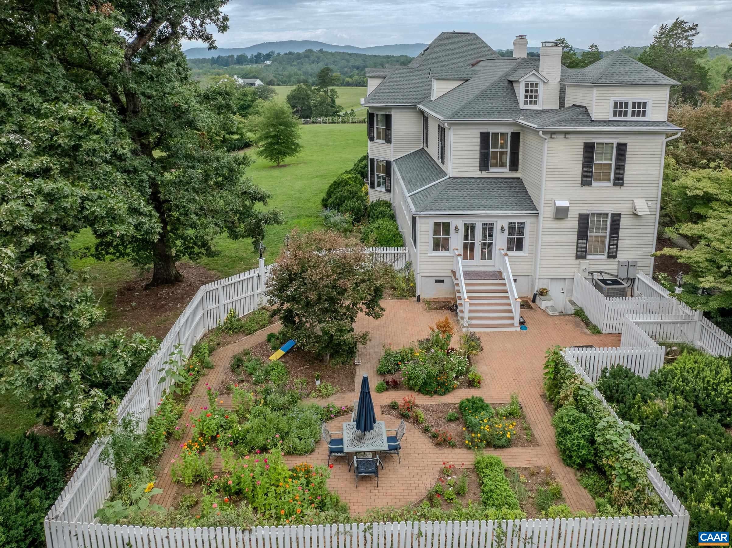 6634 PORTERS RD