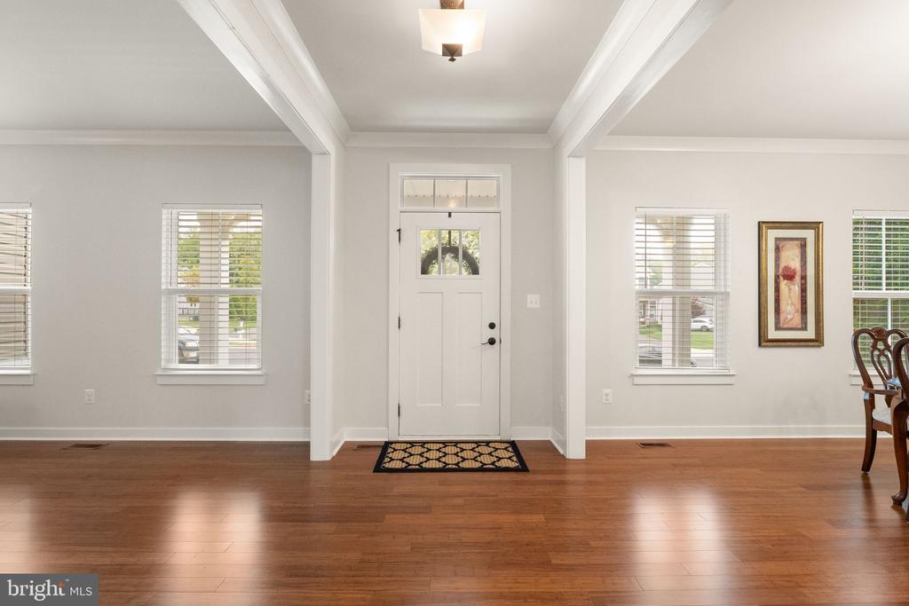 Warrenton, Virginia, United States, 7 Bedrooms Bedrooms, ,5 BathroomsBathrooms,Residential,Active,213406