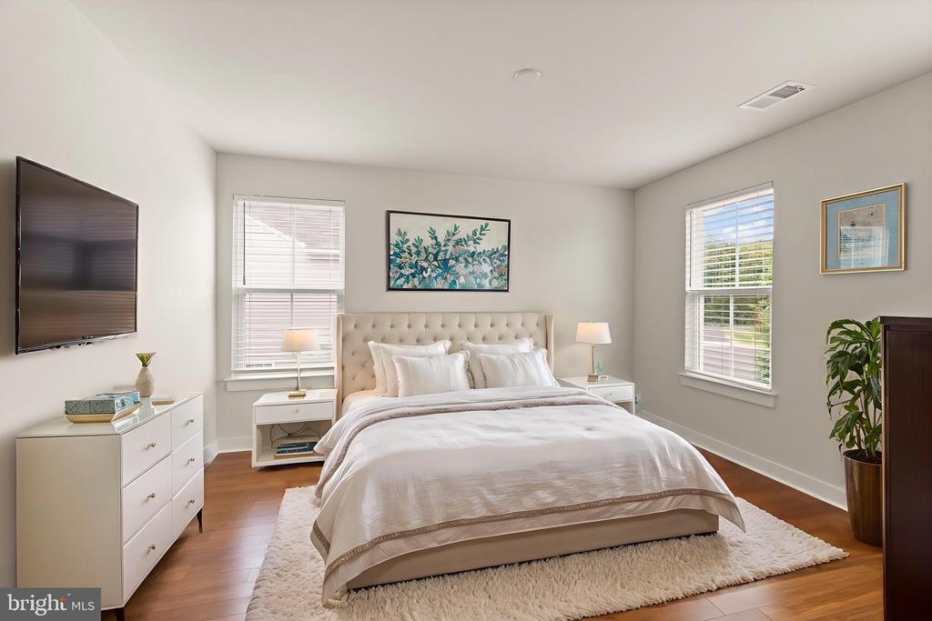 Warrenton, Virginia, United States, 7 Bedrooms Bedrooms, ,5 BathroomsBathrooms,Residential,Active,213406