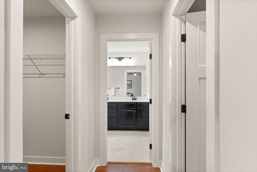 Warrenton, Virginia, United States, 7 Bedrooms Bedrooms, ,5 BathroomsBathrooms,Residential,Active,213406