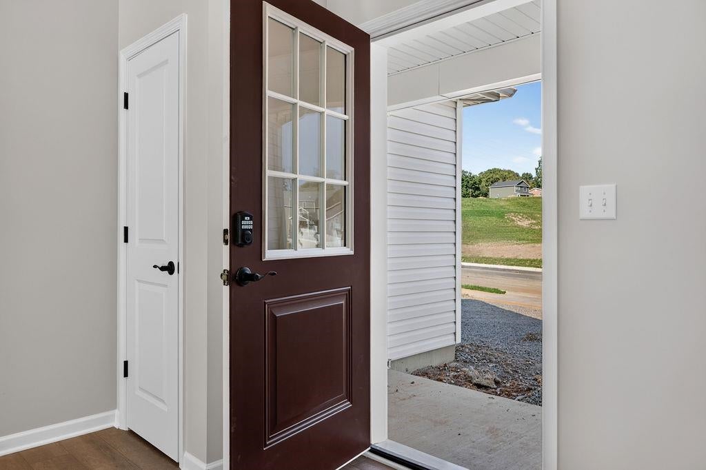 108 BROOK GLEN LN