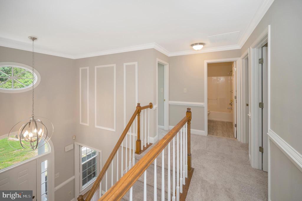 Fredericksburg, Virginia 22408, United States, 5 Bedrooms Bedrooms, ,4 BathroomsBathrooms,Residential,Pending,200599