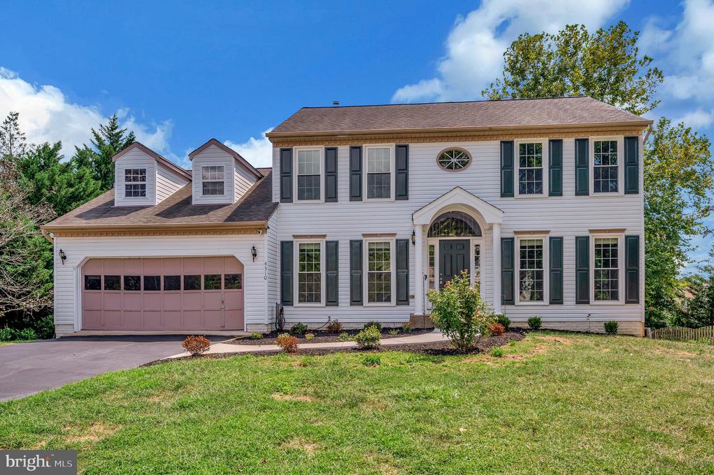 Fredericksburg, Virginia 22408, United States, 5 Bedrooms Bedrooms, ,4 BathroomsBathrooms,Residential,Pending,200599